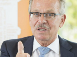 Глава Bosch призвал автопроизводителей выступить против электромобилей