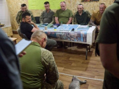 "Після секретного завдання": у Зеленського показали "кота-розвідника"