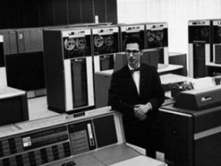 Умер изобретатель компьютерных паролей