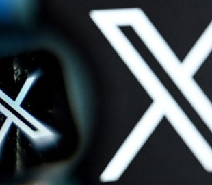 В уряді Франції розкритикували дозвіл на публікацію порно в соцмережі Маска