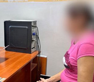 На Харківщині жінка вкрала телефон знайомої та перевела з її рахунку 35 тис. грн