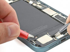 Заміну акумулятора в iPhone 16 можна здійснити всього за 90 секунд