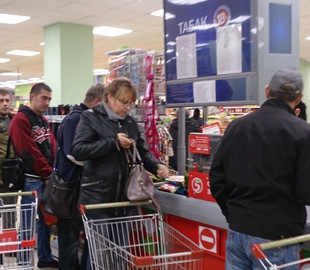 Держдума схвалила введення в Росії продуктових карток