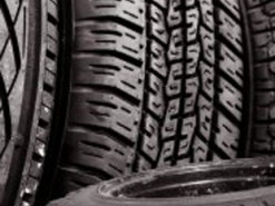 В Киеве поймали мужчину, который продавал ворованные шины и заработал почти 200 тысяч гривен