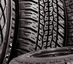 В Киеве поймали мужчину, который продавал ворованные шины и заработал почти 200 тысяч гривен