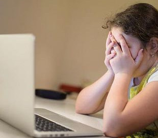 25% детей встречались с сексуальным насилием через интернет: детский омбудсмен дал советы родителям