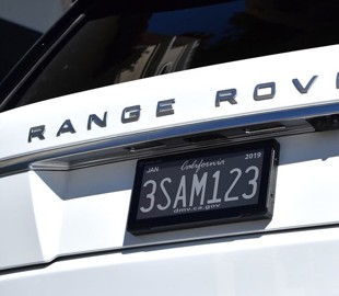 Калифорния стала первым штатом, где запустили тестирование цифровых автомобильных номеров