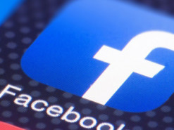 Facebook буде видаляти контент, що розкриває ім'я автора скарги на Трампа по Україні