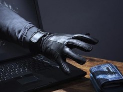 27-летняя женщина стала жертвой интернет-мошенника