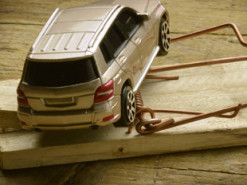 Жінка хотіла купити авто онлайн і втратила 360 тисяч гривень