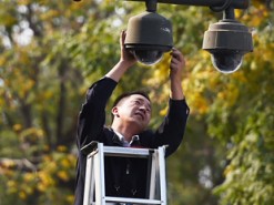 Американский стартап помогает Китаю строить цифровую диктатуру