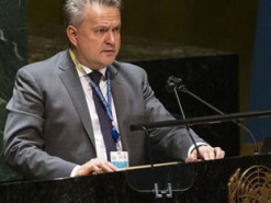 Кислица "потроллил" российского посла в ООН книгой "Что не так с дипломатией" и обсудил это в Twitter с ее автором