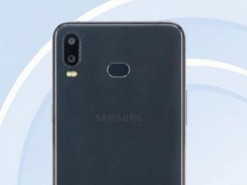 Смартфон Samsung Galaxy P30 представлен на живых фото