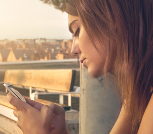 Нова послуга для українських біженців: в Польщі створять застосунок для пошуку роботи