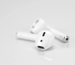 Названы самые популярные беспроводные наушники в мире