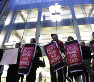 Генпрокуратура США обвинила Apple в создании помех спецслужбам