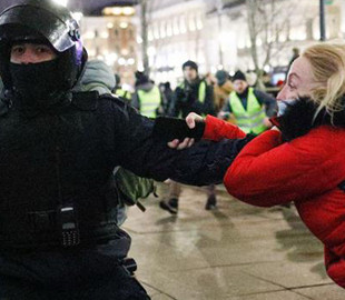 В России массово "доносят" в полицию на противников войны: "сдают" даже родственники