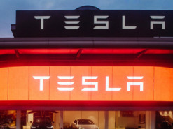 Не стоит ожидать «потепления» отношений между Tesla и правительством США