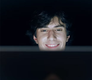 HBO выпустил фирменную коробку для просмотра сериалов - все по последнему слову картонных технологий