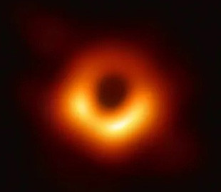 Ученые считают, что разгадали парадокс черной дыры Стивена Хокинга