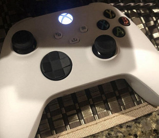 У игровой консоли Microsoft Xbox Series X обнаружилась новая версия