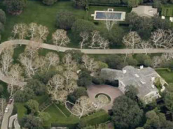 Джефф Безос розширює свій мегамаєток у Беверлі-Гіллз: вартість зросла до 175 мільйонів