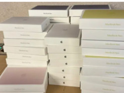 На Львівщину намагались ввезти незадекларовані 54 ноутбуки MacBook