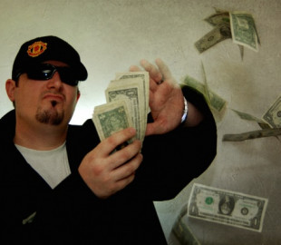 Мошенники «раздают» украинцам деньги через Facebook 