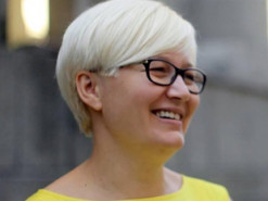 Лариса Ницой пожаловалась на аферистов в соцсетях: ограбили ее дочь