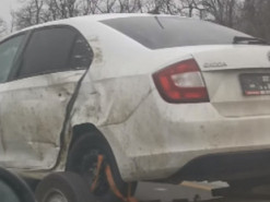 Сеть насмешил сомнительный способ отбуксировать авто