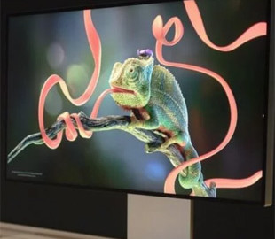 Новый монитор Apple можно чистить только комплектной салфеткой