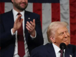 Маск і Безос втрачають мільярди: як Трамп робить Америку бідною і заганяє США в кризу