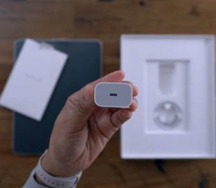 iPhone 11 получит мощный блок питания