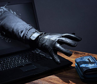 Аферисти ошукали жінку, яка хотіла продати мобільний телефон