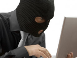 Поліція: шахраї заволоділи коштами Альфа-Банку в "особливо великих розмірах"