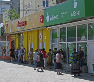 Якість - нижче плінтуса: на Херсонщині мобільний зв'язок і інтернет від окупантів не витримують ніякої критики