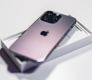 Китайські ритейлери почали пропонувати великі знижки на лінійку iPhone 15