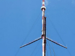 До 5 років в’язниці засуджено охоронця магазину, який закликав до ракетного удару по Вінницькій телевежі