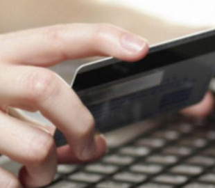 Жінка втратила 340 000 гривень на “бронюванні готелів” для заробітку