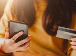 В Запорожье молодая пара обогатилась на 400 тыс. гривен, продавая несуществующие путевки