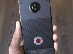 Red Hydrogen One: самый необычный смартфон