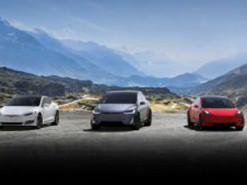 Tesla обошла по продажам трех главных конкурентов вместе взятых