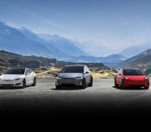 Tesla обошла по продажам трех главных конкурентов вместе взятых