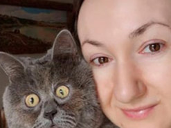 Кот с вечно удивленным лицом прославился на весь мир