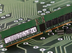 SK hynix рассчитывает на улучшение ситуации с доступностью чипов во втором полугодии