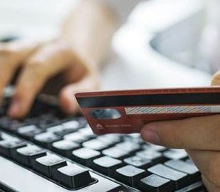 Мошенник, орудовавший в интернете, попался в руки полиции