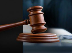 Львів’янку судили за продаж порнографії у Telegram і конфіскували телефон