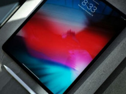 Apple продаватиме нові iPad без зарядки та наклейок з логотипом компанії: подробиці