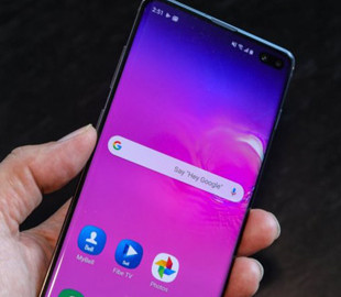 Samsung Galaxy S10 получил Android 11