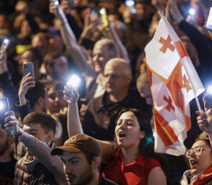 У Тбілісі на вихідні готують велику демонстрацію проти закону про "іноагентів"